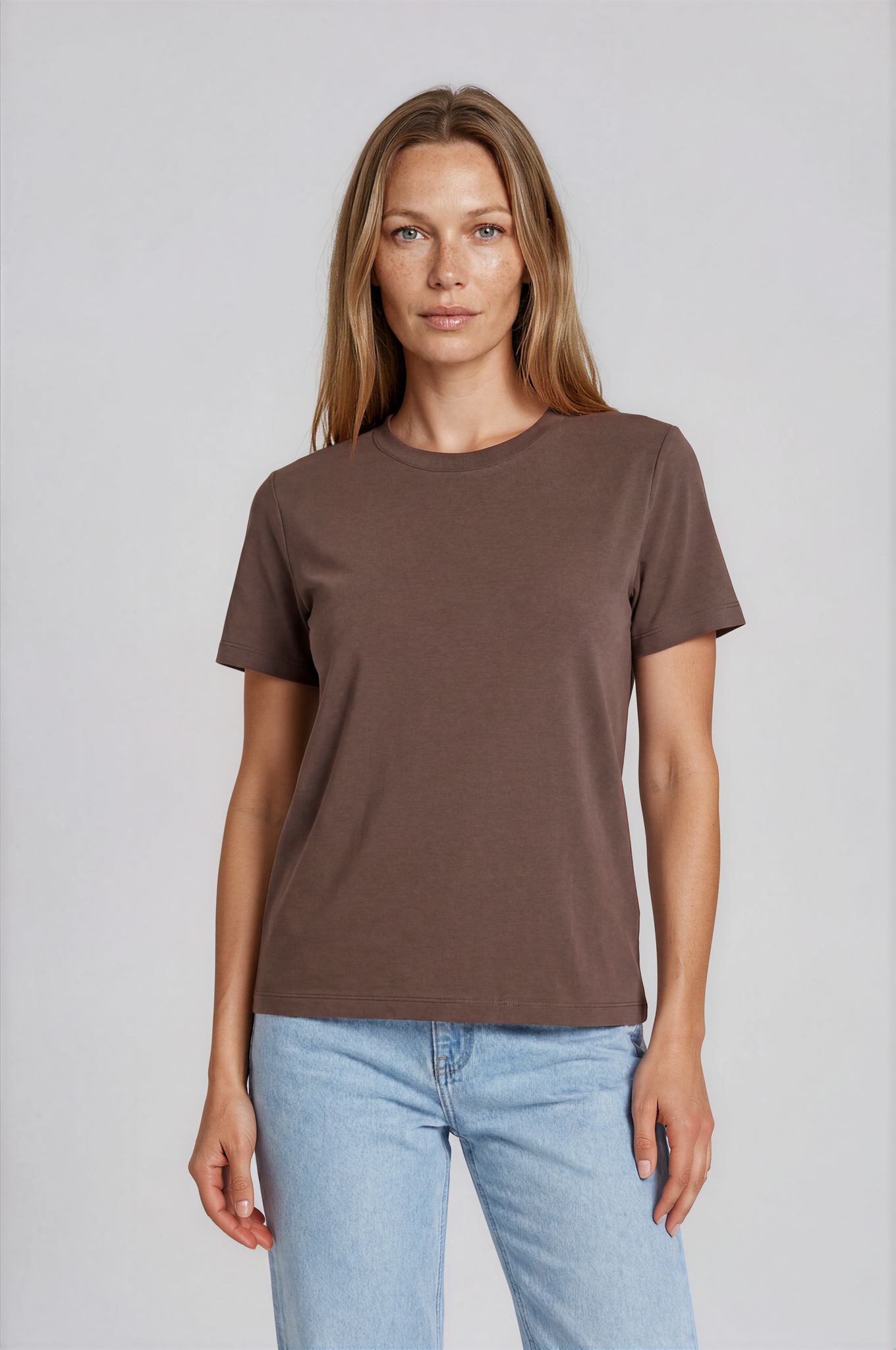 Camiseta Básica Premium de Algodón Orgánico - Manga Corta Mujer 004